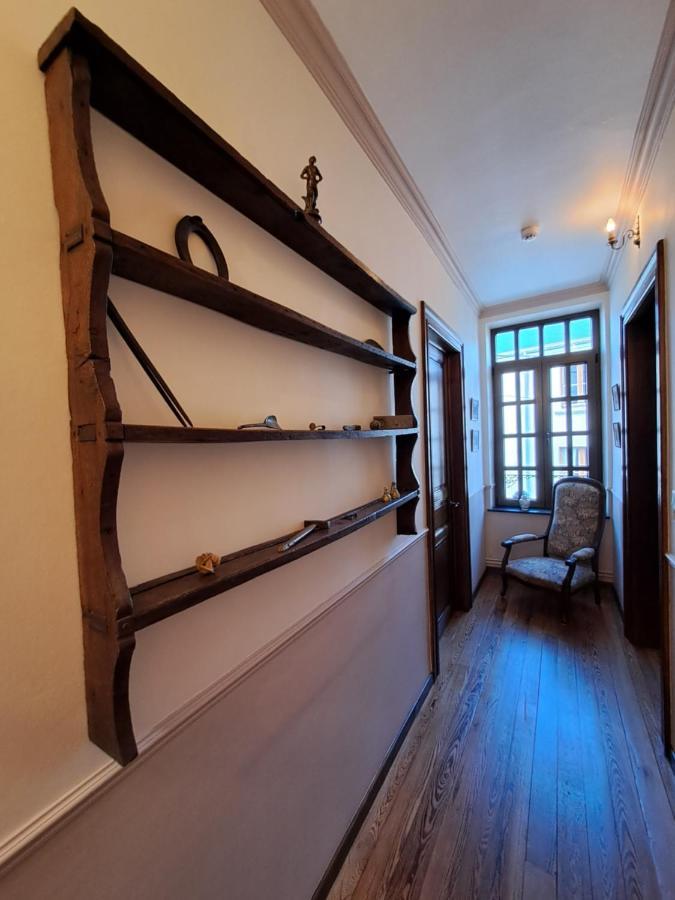 L'hote-antique Holiday home
